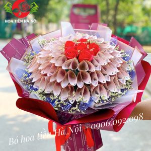 Bó hoa bặng tiền 50k (Mối tình đầu)