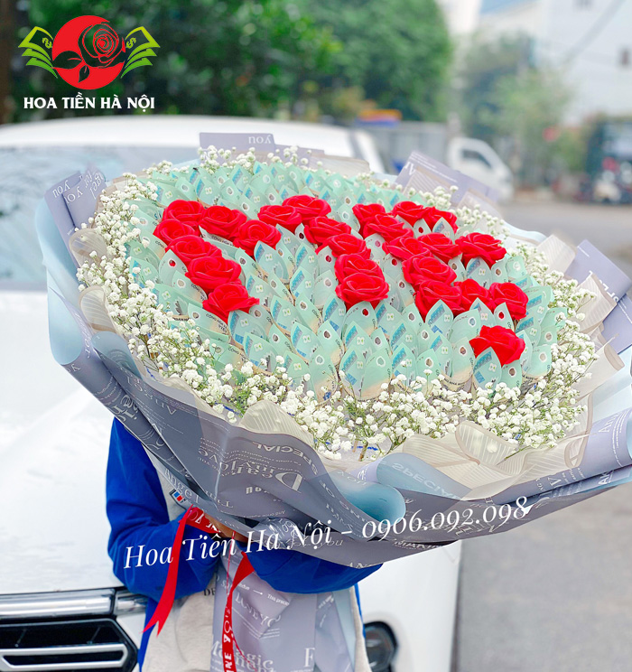 bó hoa bằng tiền 500k chữ mẹ