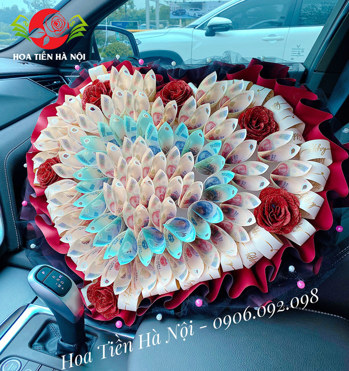 bó hoa bằng tiền kết hình trái tim
