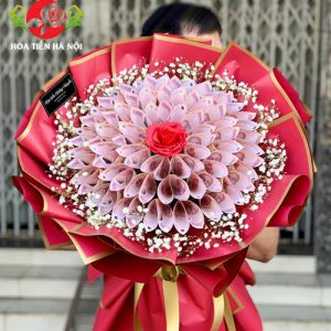Bó hoa tiền 50k 50 tờ rực rỡ