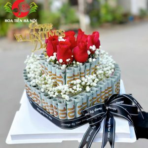 Bánh sinh nhật bằng tiền 100$ đô la