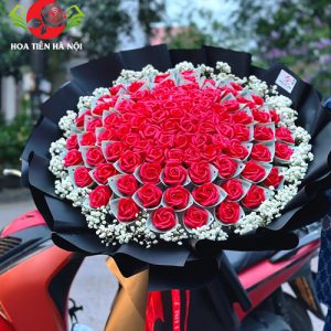 Bó hoa tiền 500k 99 bông hồng