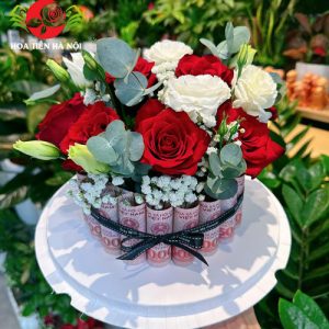 Bánh sinh nhật bằng tiền 50k yêu em