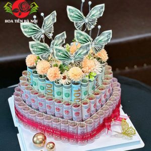 Bánh sinh nhật bằng tiền Mix tiền việt và đô la