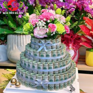 Bánh sinh nhật bằng tiền 100 tờ 100k