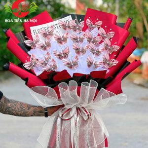 Bó hoa bướm 50k tone đỏ đen