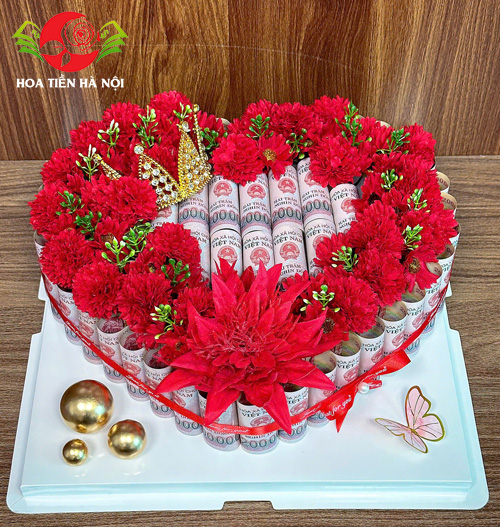 banh-sinh-nhat-bang-tien-200k-trai-tim-do-dd-1