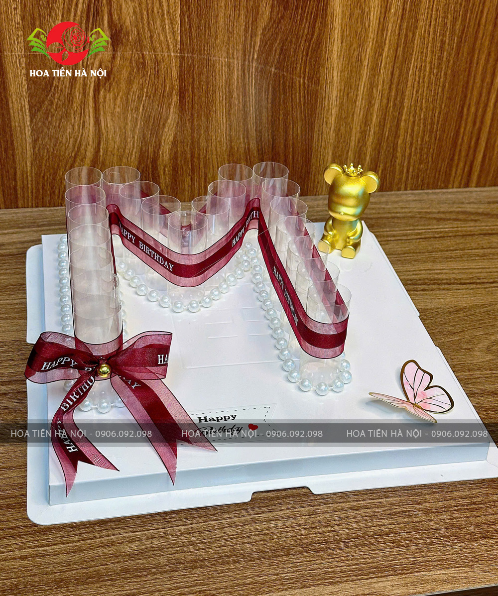 khuôn bánh sinh nhật chữ M