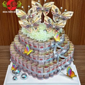 Bánh sinh nhật bằng tiền 200k (20 Triệu) mix 5 con bướm