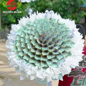 Bó hoa tiền 50 triệu công chúa bạch tuyết
