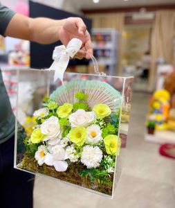 Valy Hoa đựng tiền